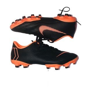 Nike vapor 12 size 3 youth